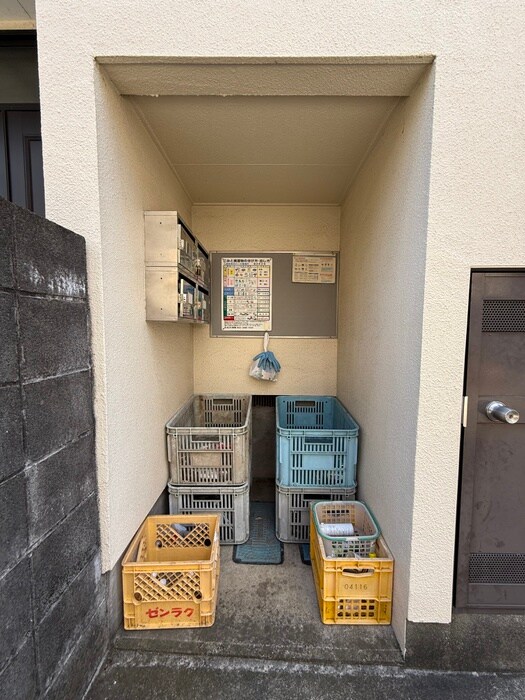 物件外観写真6　(建物設備)