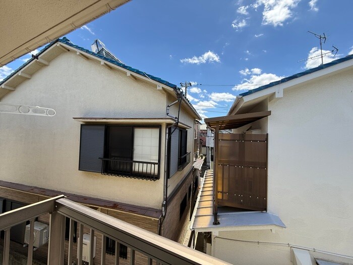 物件内観写真16　(室内からの展望)