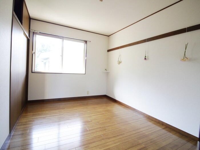 物件内観写真18　(居室)