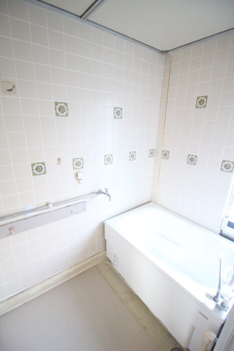 物件内観写真13　(バス／シャワールーム等)