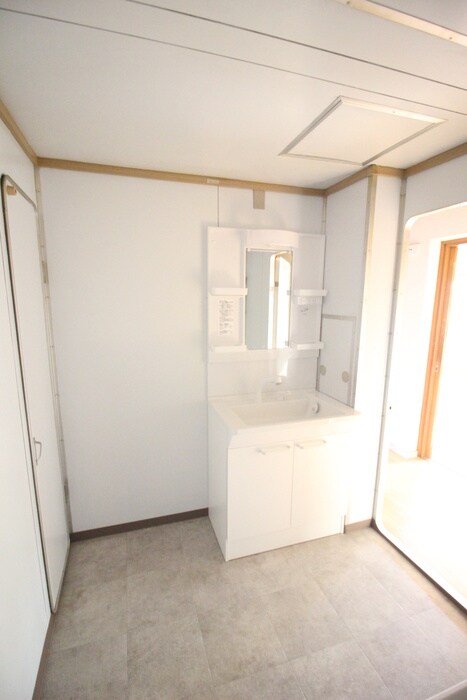 物件内観写真14　(洗面)