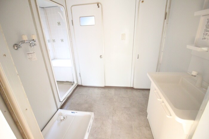 物件内観写真19　(洗面)