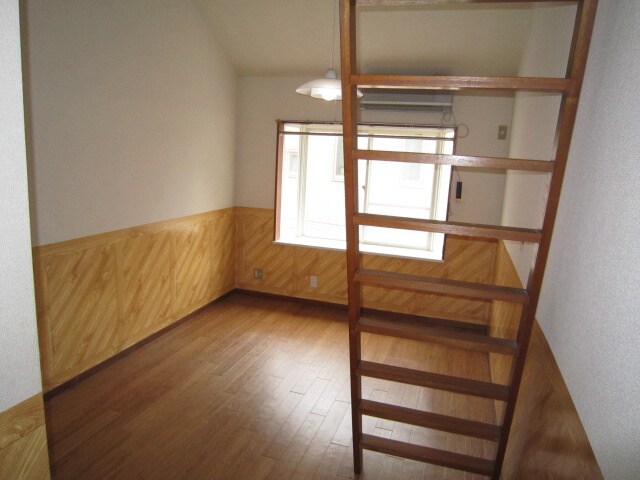 物件内観写真10　(居室)