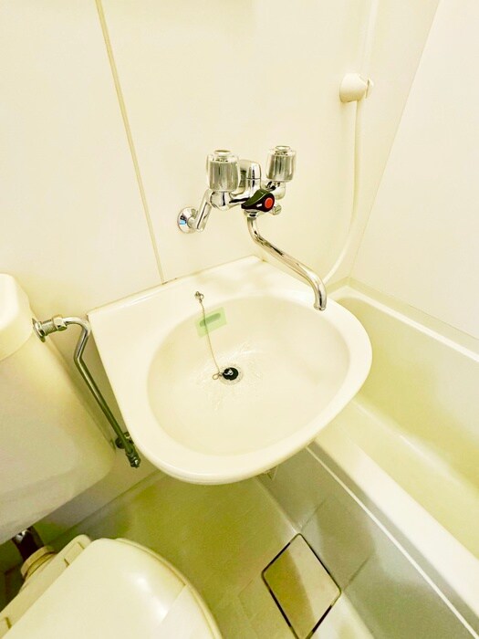 物件内観写真10　(洗面)