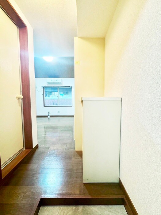 物件内観写真20　(玄関)