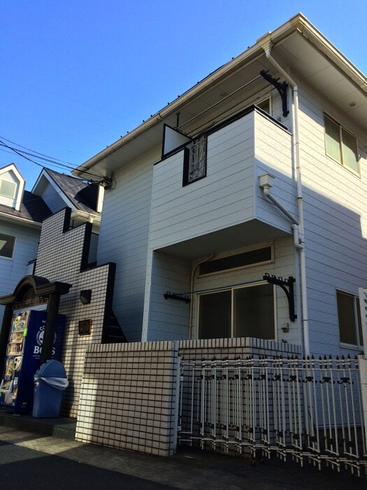 レオパレス三軒茶屋の建物設備