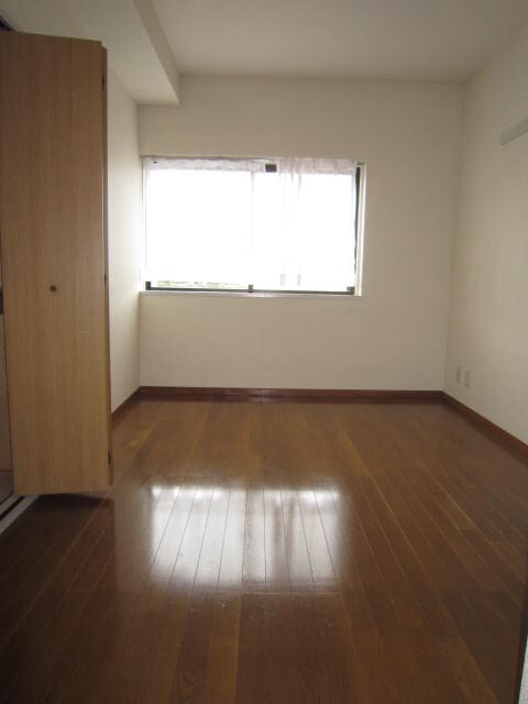 物件内観写真13　(居室)