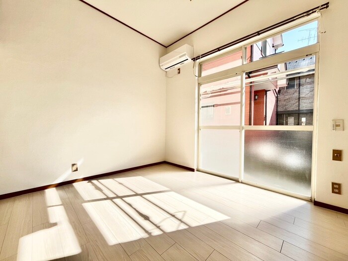 物件内観写真7　(居室)