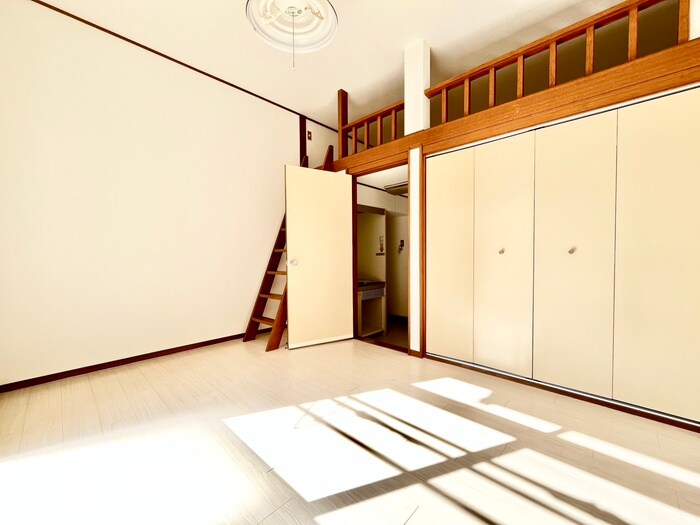 物件内観写真9　(居室)