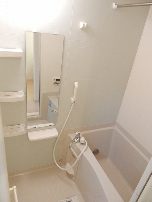 物件内観写真4　(バス／シャワールーム等)