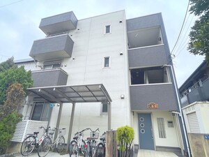 ウエスト八番館外観写真
