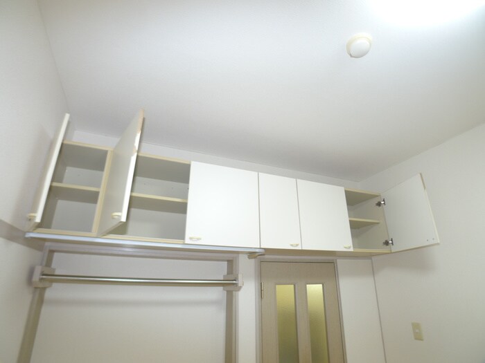 物件内観写真16　(収納)