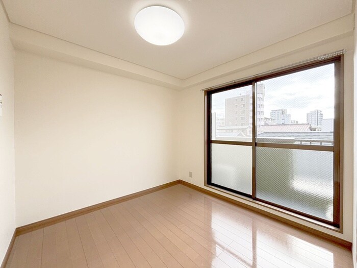 物件内観写真16　(居室)