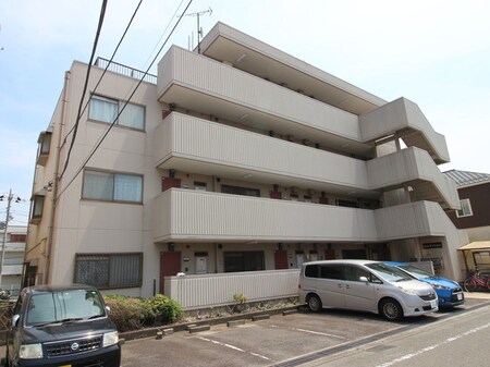 山上マンション外観写真