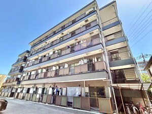 ライブスクエア外観写真