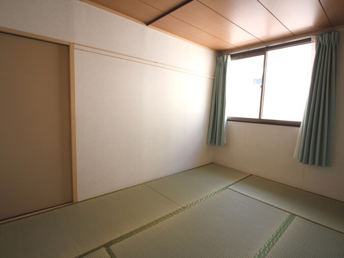 物件内観写真12　(居室)