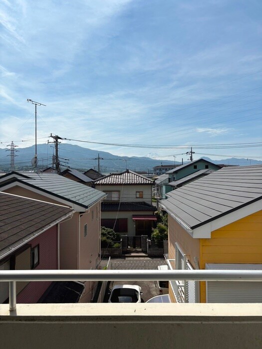 物件内観写真16　(室内からの展望)