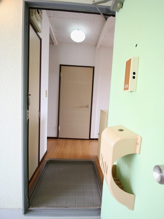 物件内観写真21　(玄関)