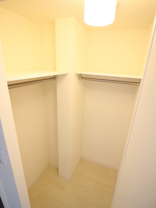 物件内観写真9　(収納)
