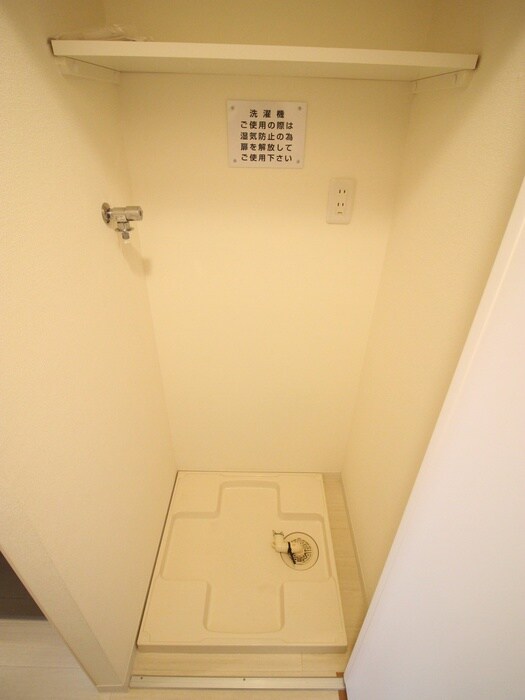 物件内観写真19　(洗濯機置場)