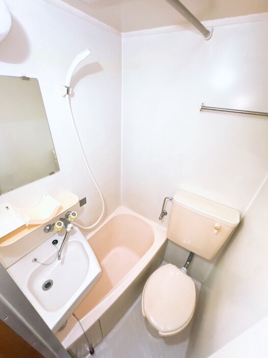 物件内観写真8　(バス／シャワールーム等)