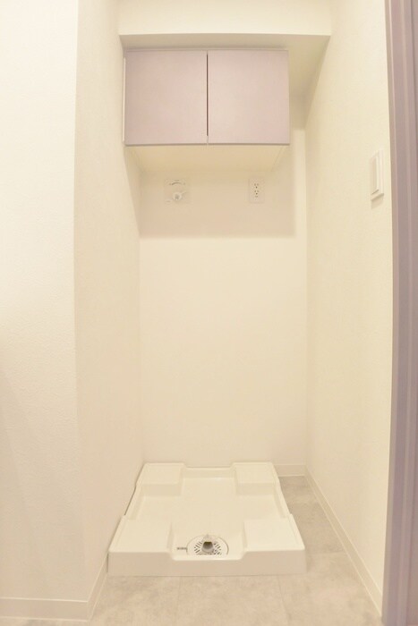 物件内観写真12　(洗濯機置場)