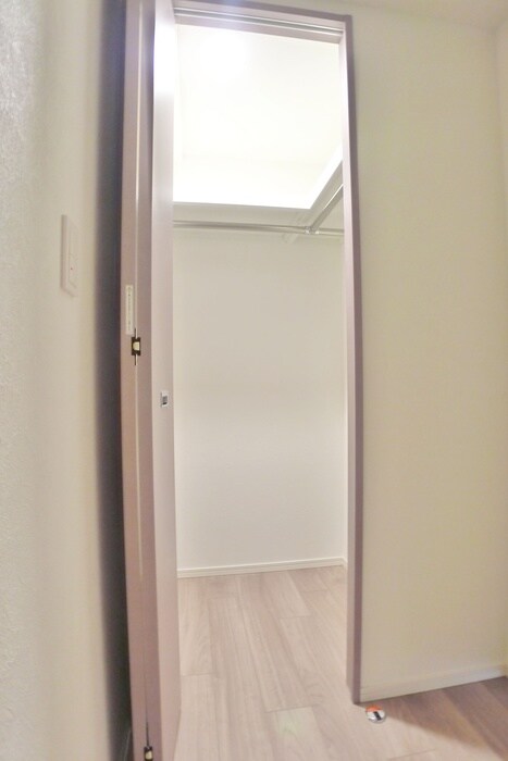 物件内観写真15　(収納)