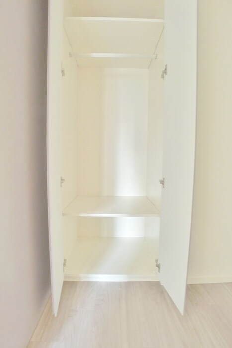 物件内観写真15　(収納)