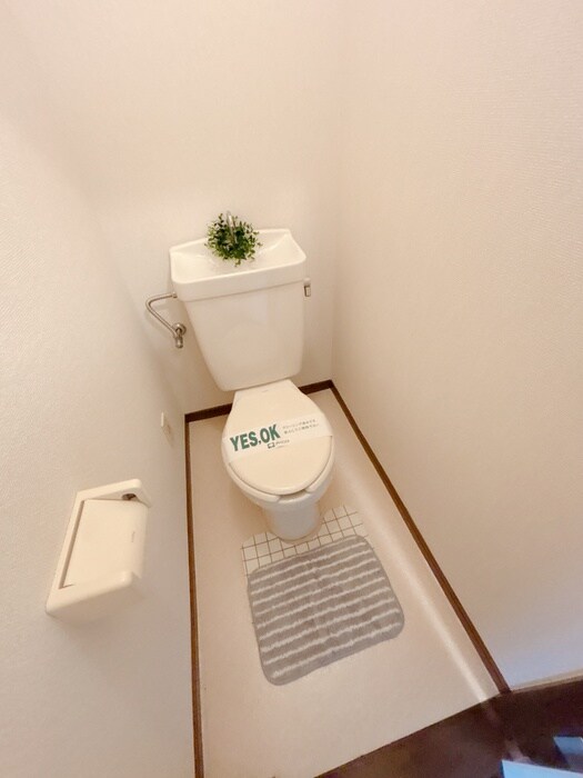 物件内観写真12　(トイレ)