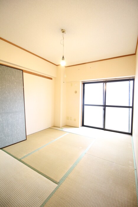 物件内観写真18　(居室)