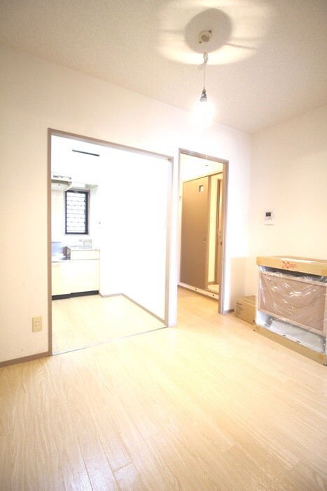 物件内観写真19　(居室)