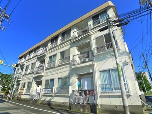 緑町第二泉コ－ポ外観写真