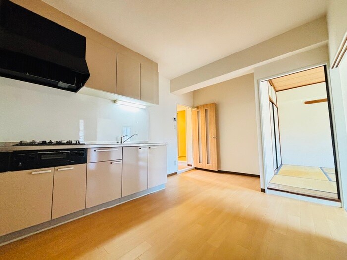 物件内観写真8　(内観写真)