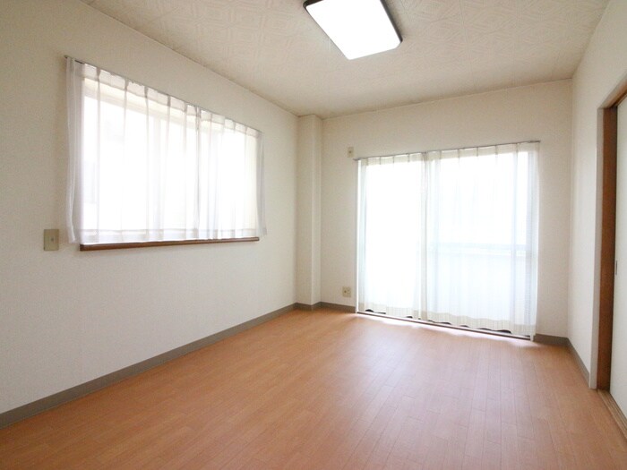 物件内観写真6　(居室)