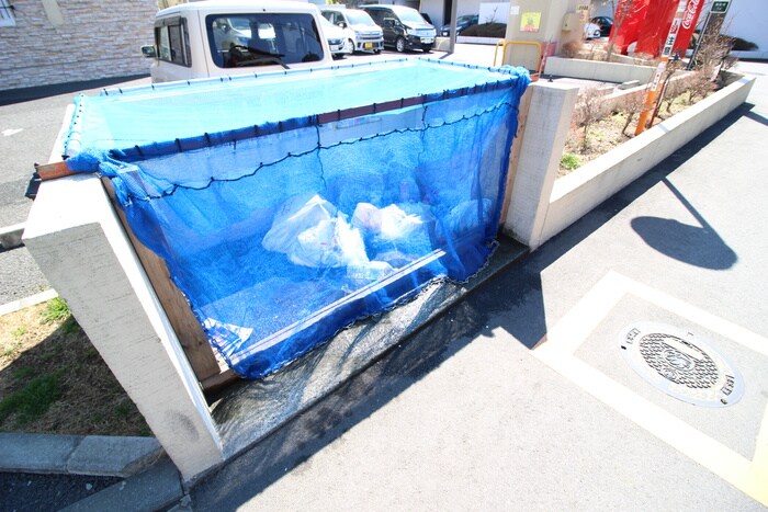 物件外観写真4　(建物設備)