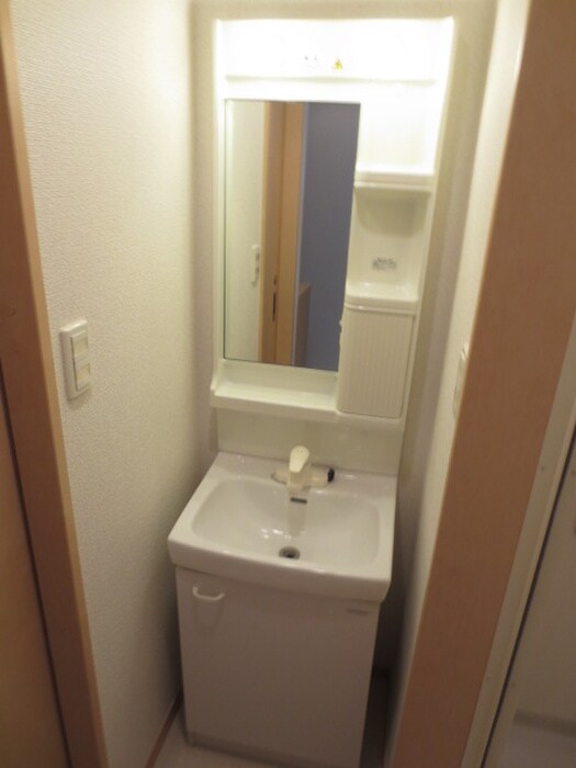 物件内観写真12　(洗面)