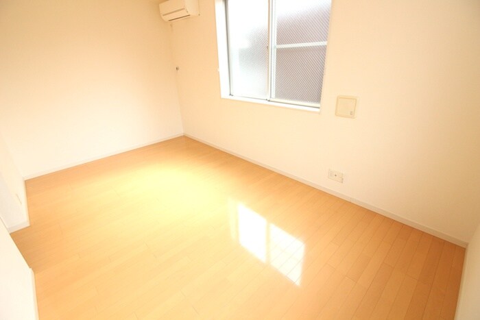 物件内観写真17　(居室)