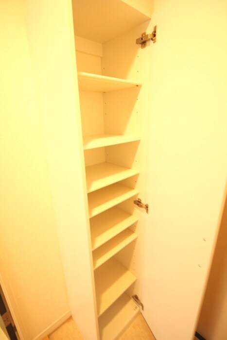 物件内観写真18　(靴箱)