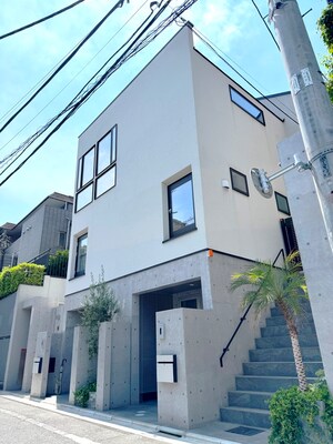 諏訪山ツインテラス外観写真