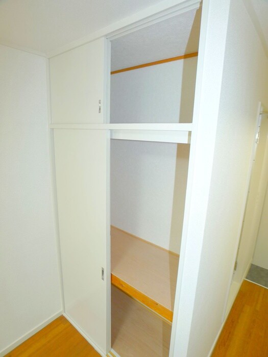 物件内観写真16　(収納)