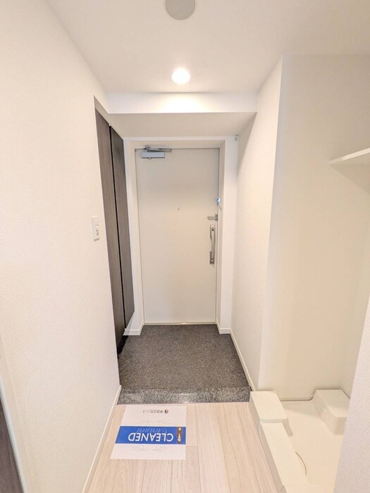 物件内観写真15　(玄関)