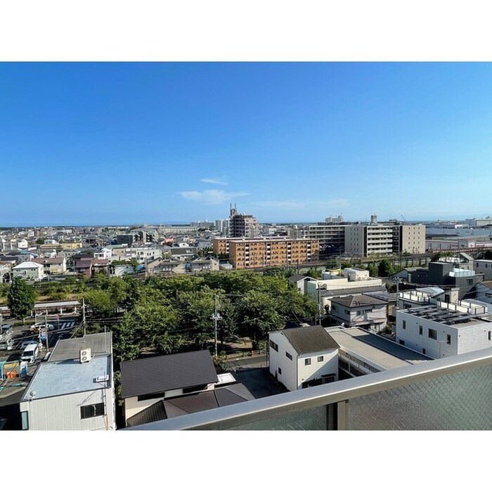 物件内観写真17　(室内からの展望)