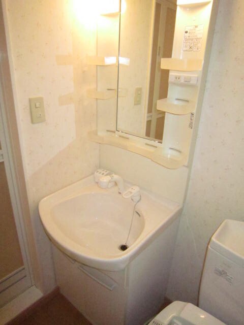 物件内観写真6　(洗面)