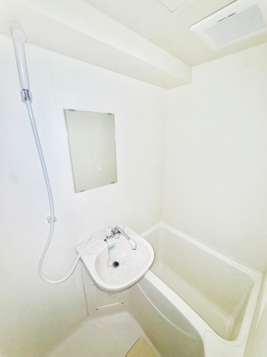 物件内観写真10　(バス／シャワールーム等)