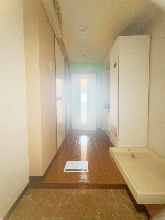 物件内観写真17　(玄関)