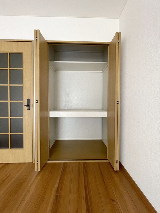 物件内観写真9　(収納)