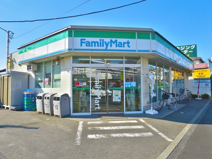 ファミリーマート 世田谷喜多見店