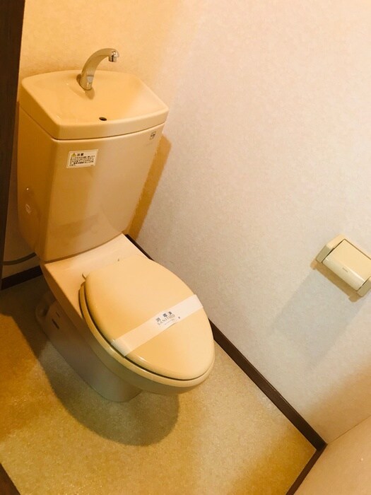 物件内観写真13　(トイレ)