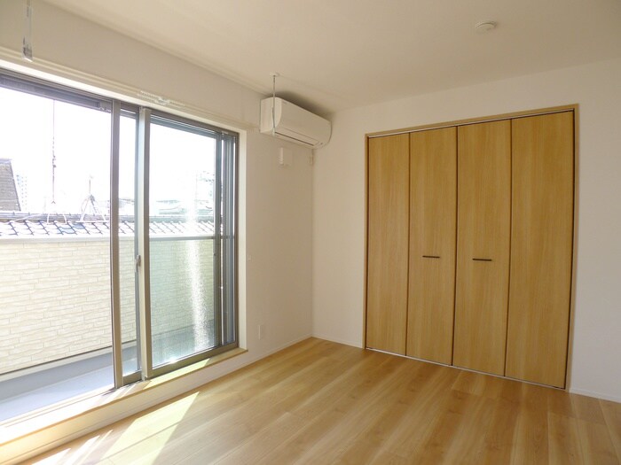 物件内観写真10　(居室)