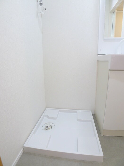 物件内観写真17　(洗濯機置場)